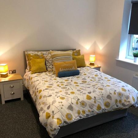 Seafront Suites - Close To Beach, Train Station & Southend Airport Southend-on-Sea Exteriör bild