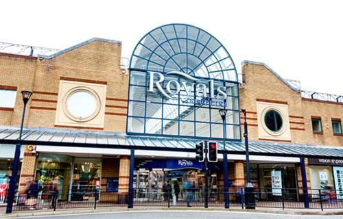 Seafront Suites - Close To Beach, Train Station & Southend Airport Southend-on-Sea Exteriör bild